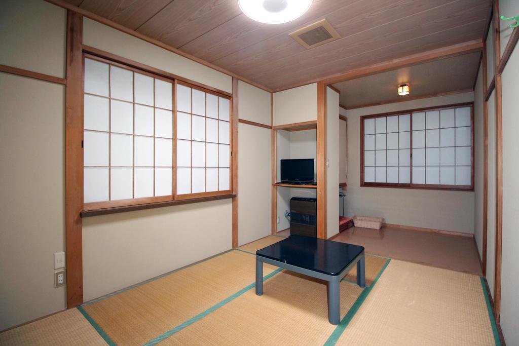 Hotel Minshuku Yoshinoya Minakami Esterno foto