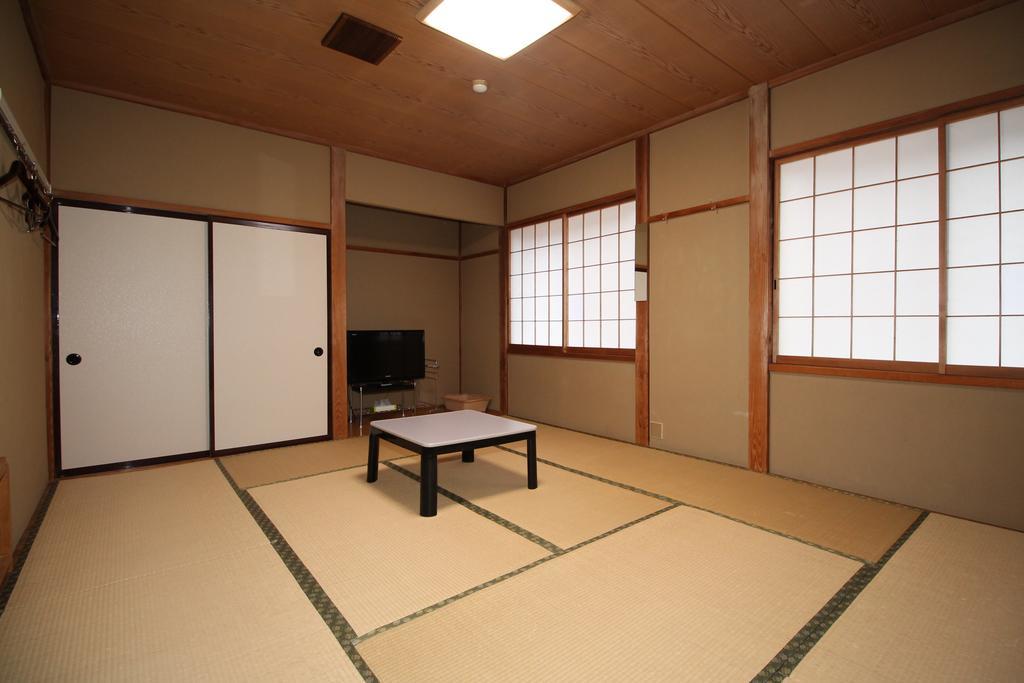 Hotel Minshuku Yoshinoya Minakami Esterno foto